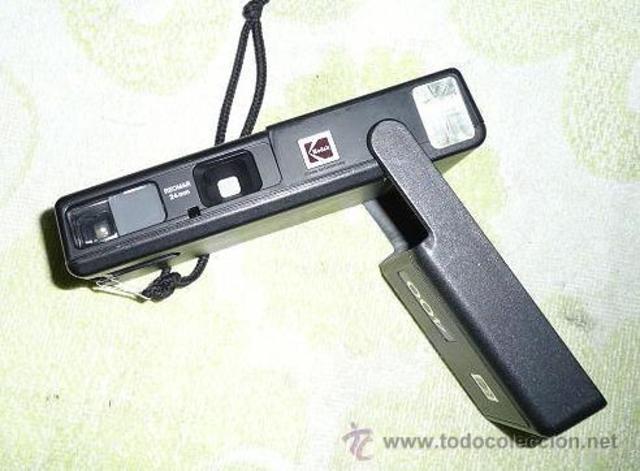 LA CAMARA DE MIS PRIMEROS REDUERDOS