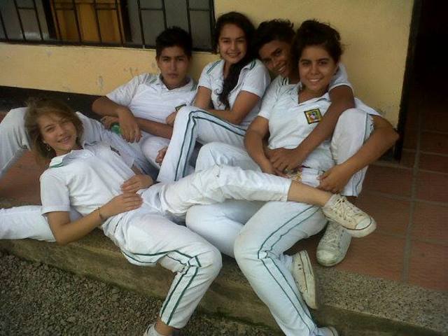 Amigos del colegio, décimo.