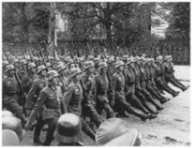 Poland get invaded by Nazi