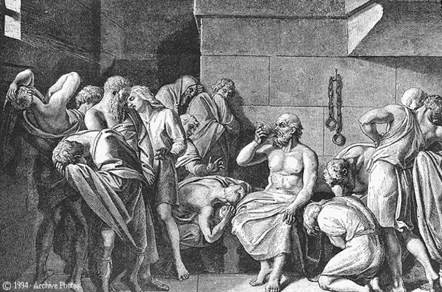 DIFERENCIAS DE SOCRATES Y LOS SOFISTAS