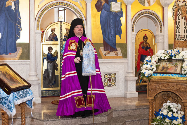 божественная литургия престольного праздника иконы Божией Матери "Взыскание погибших"