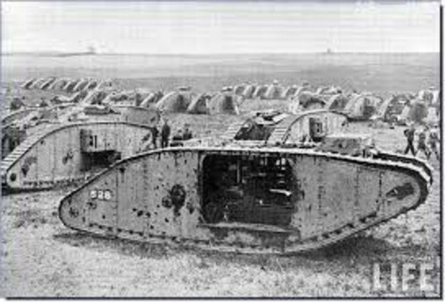 First use of tanks