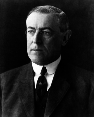 President Wilson declares his 14 points of peace