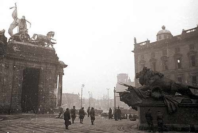 Битва за Берлин (конец)