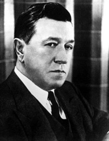 Владельцем компании становится Атланты Эрнест Вудроф