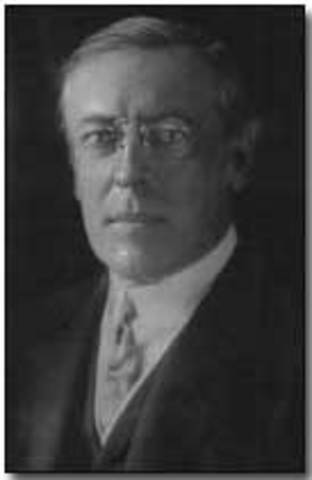 U.S. President Woodrow Wilson issues his Fourteen Points to peace