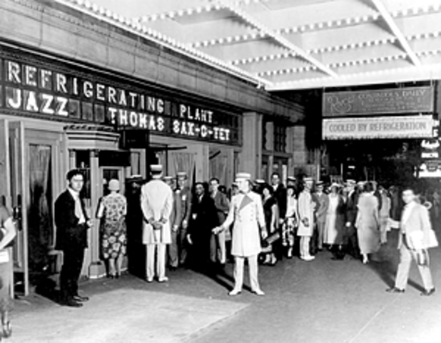 First application of modern mechanical air conditioning