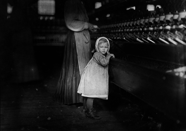 First attempt to gain federal regulation fails.