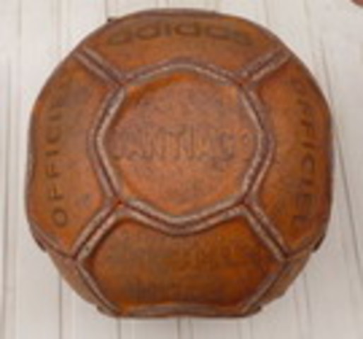 noveno balon de futbol 1963 santiago