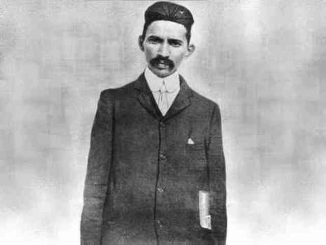 Gandhi Trip to India