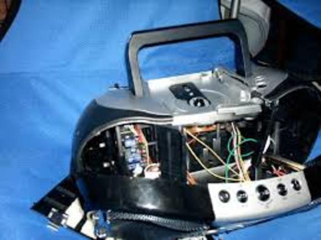 Se termina el primer período de la Radio Educativa