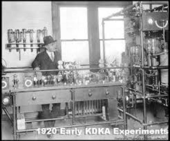 Pimera transmisión de radiotelefonía de larga distancia