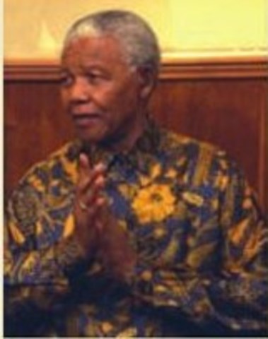 נלסון מנדלה נולד, 1918