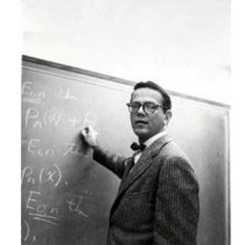 e desarrollo un programa llamado DIDAO que era destinada al aprendizaje de las matemáticas y la lectura.