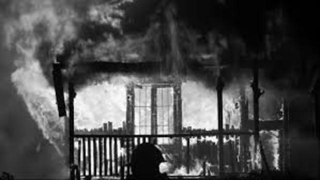 Miss Maudie's house catches fire during the night.
