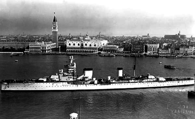 HMAS Sydney Sinks the Bartolomeo Colleoni