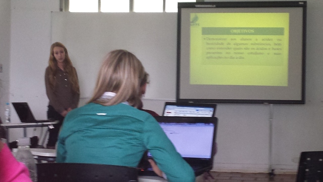 Apresentação oral de relato de experiência no IV SEPE/UFFS