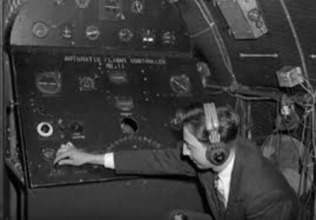 First Auto Pilot Plane