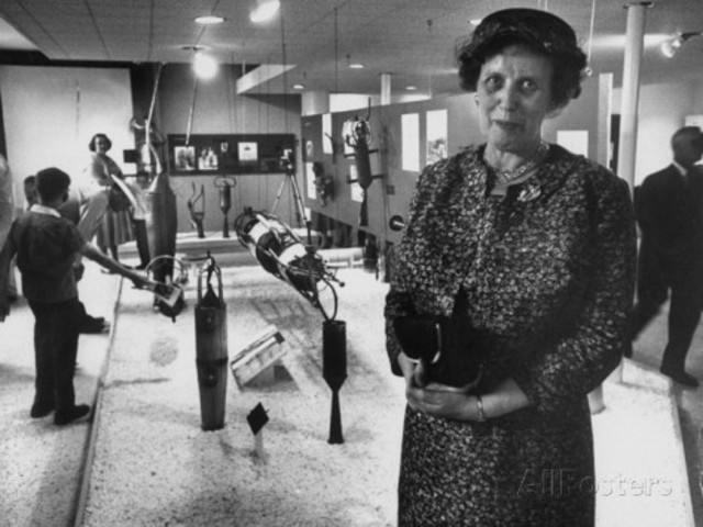 Permanent memorial exhibit of Dr. Goddard's rocket apparatus