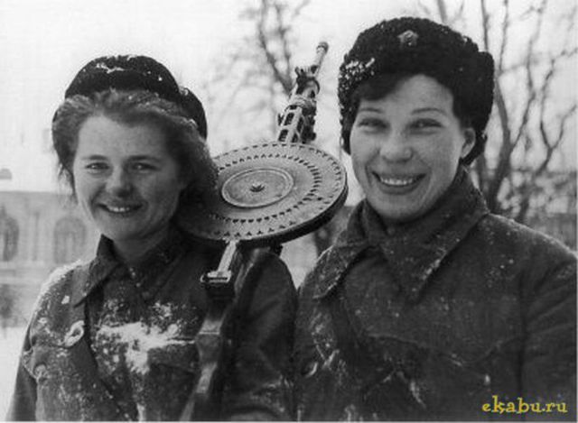 Подвиг уральских девушек.