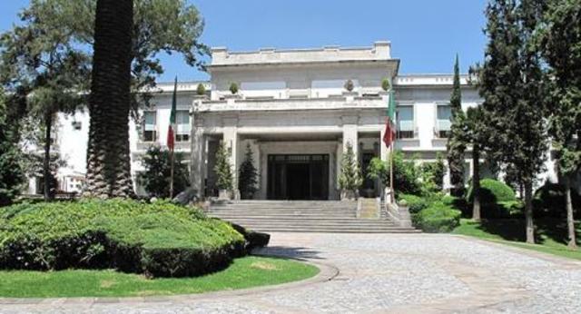 Cardenas decides to go live in “Los Pinos”