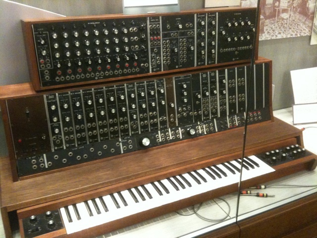 Inventing the Moog Synthesizer