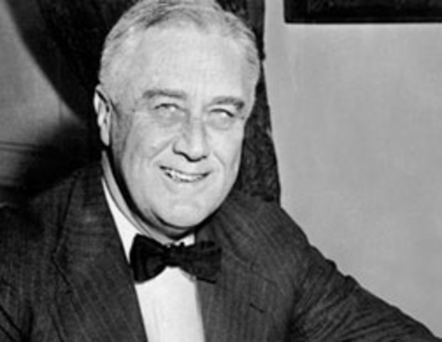 Franklin Roosevelt dies