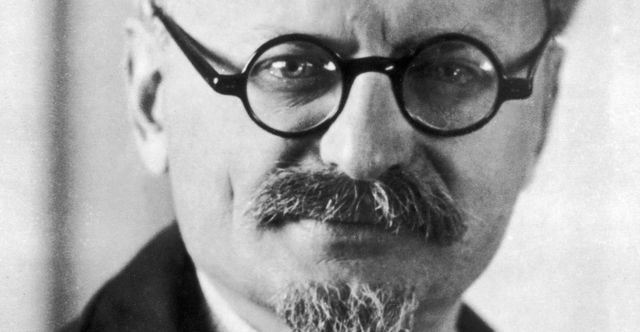 The Russian Monarchy is Overthrown