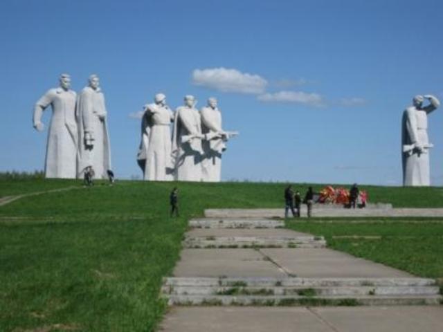 Подвиг 28 героев-пвнфиловцев.