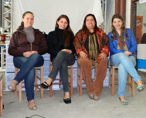 Participação em um evento cultural de Cerro Largo - RS