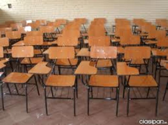 estrene mi primer pupitre individual