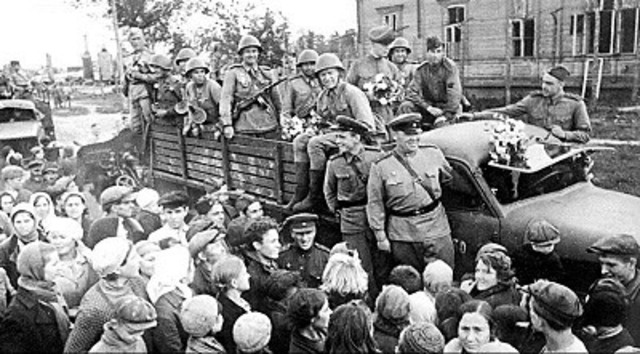 Освобождение Донецка войсками Южного фронта.