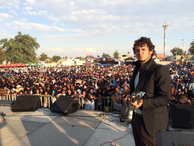 Toqué en el evento "El Rock Nos Une", alternando con bandas como Fobia, DLD, La Cuca, entre otros.
