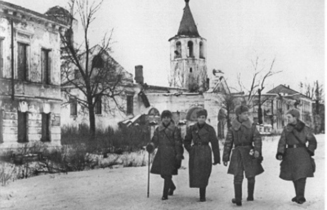 1944 Освобождение Новгорода войсками Волховского фронта.