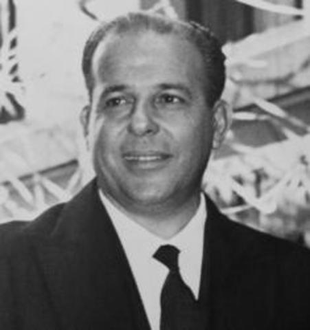 Começa regime parlamentarista