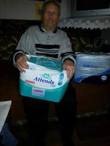 Прислали фото с памперсами