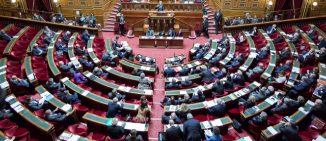 Début des consultations particulières et auditions publiques