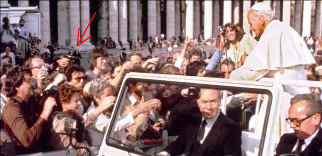 Primer Intento de asesinato contra el papa Juan Pablo II