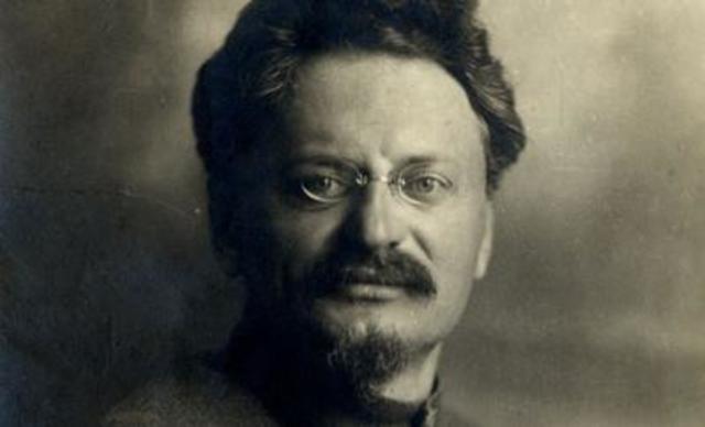 Trotsky Desterrado
