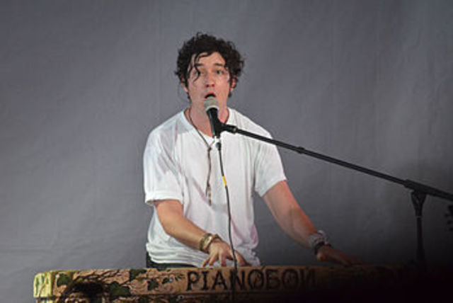 Присоединился клавишник Дмитрий Шуров