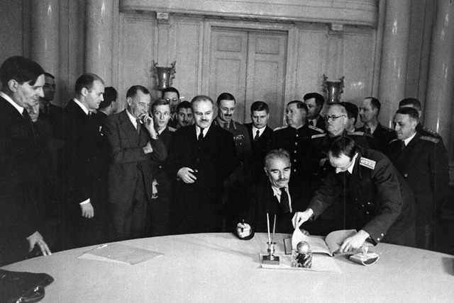 Соглашение между СССР и Великобританией.