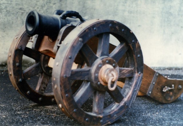 Howitzer - Modern Cannon