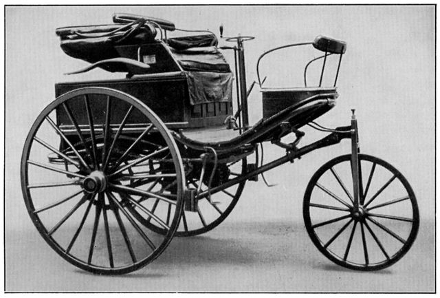 Scientific discovery and the invention of the first internal combustion automobile