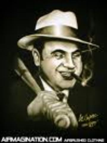(3) Al Capone rises in infamy during Prohibition