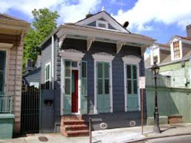 Claudette's family moves to Montgomery, AL