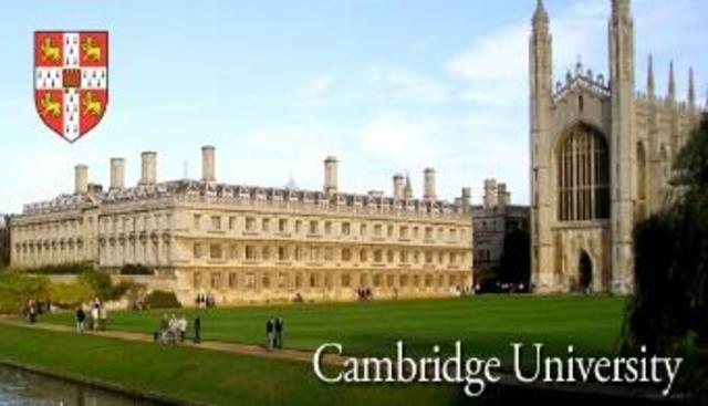 Darwin es nombrado por la Universidad de Cambridge doctor honoris causa.