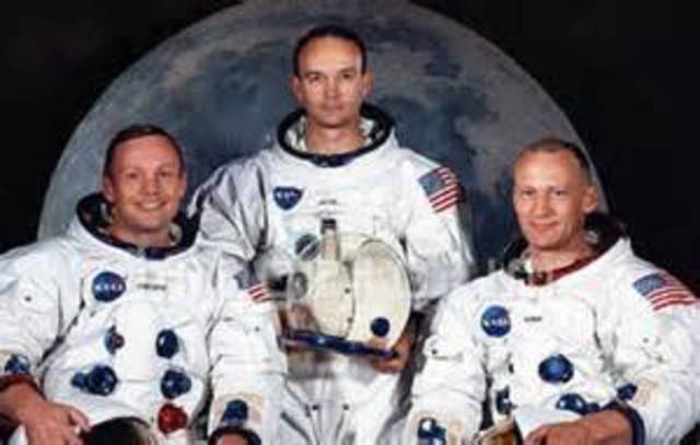 First steps on the moon