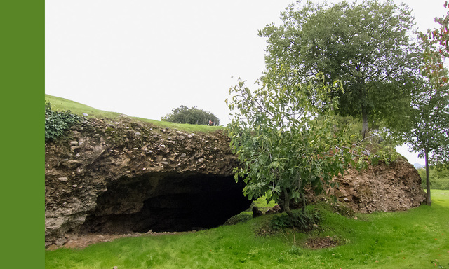 Catalanes: S XIII. Apertura de los silos en la primera etapa nazarí.