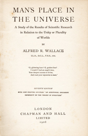 Wallace publica el ensayo: Man's Place in the Universe.