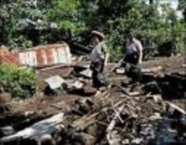 (6) Flood in Guatemala claims 40,000 lives